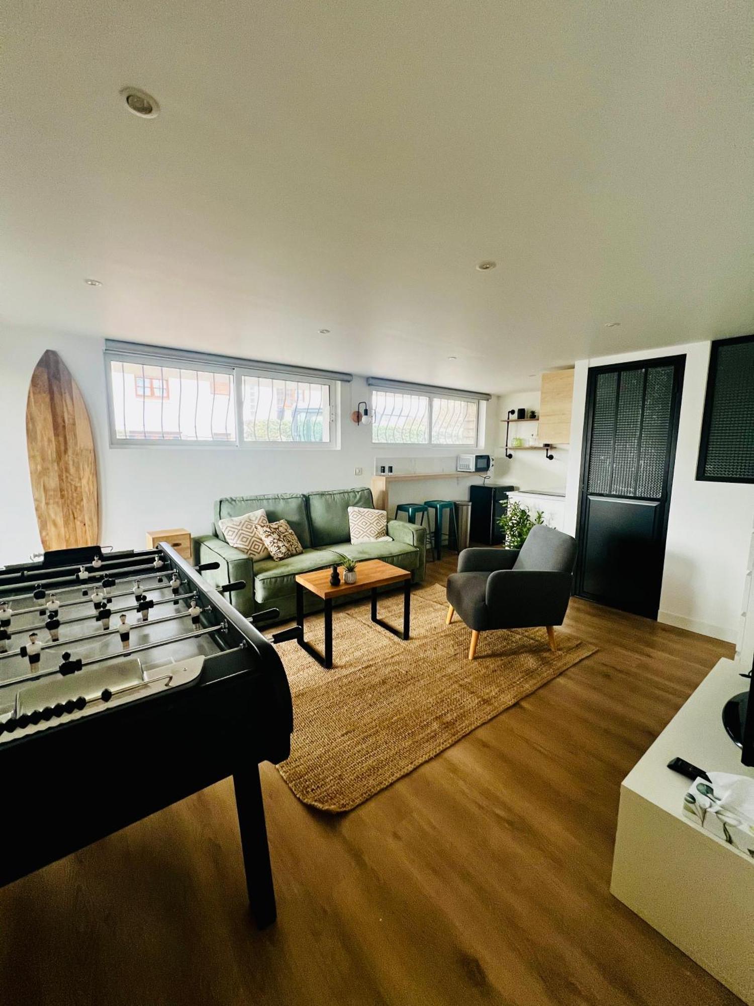 Superbe Studio Neuf - 20 Min Versailles Les Clayes-Sous-Bois Luaran gambar